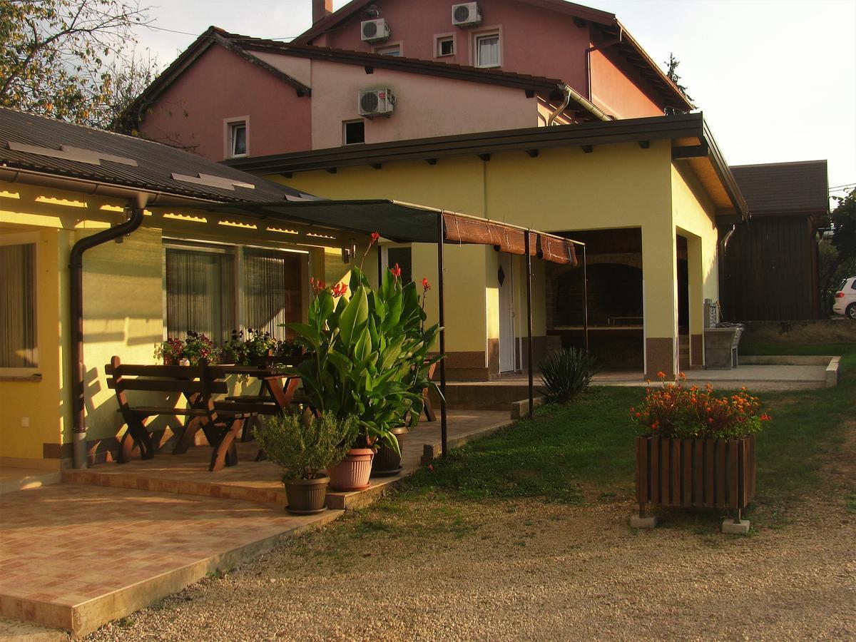 House Sekulic Hotel Grabovac  Exterior foto